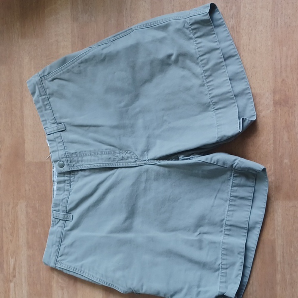 Columbia mens shorts  size 38